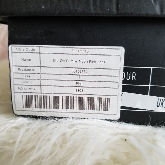 MISSGUIDED NEON PINK SLIP ON LACE SNEAKERS - Picture 5 of 8